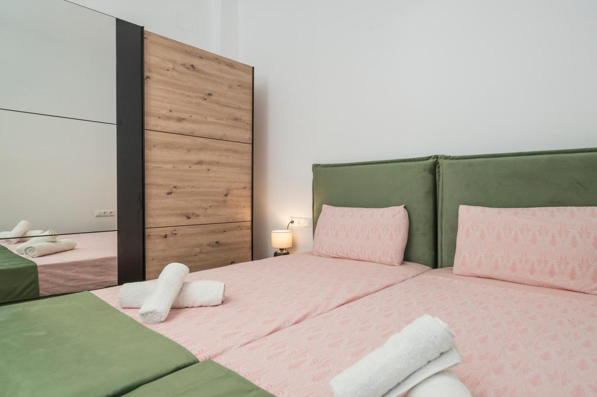 Neon 2Br Luxurious Central Apt Heraklion Экстерьер фото