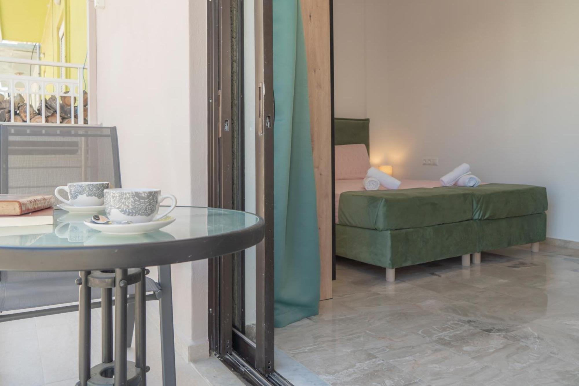 Neon 2Br Luxurious Central Apt Heraklion Экстерьер фото