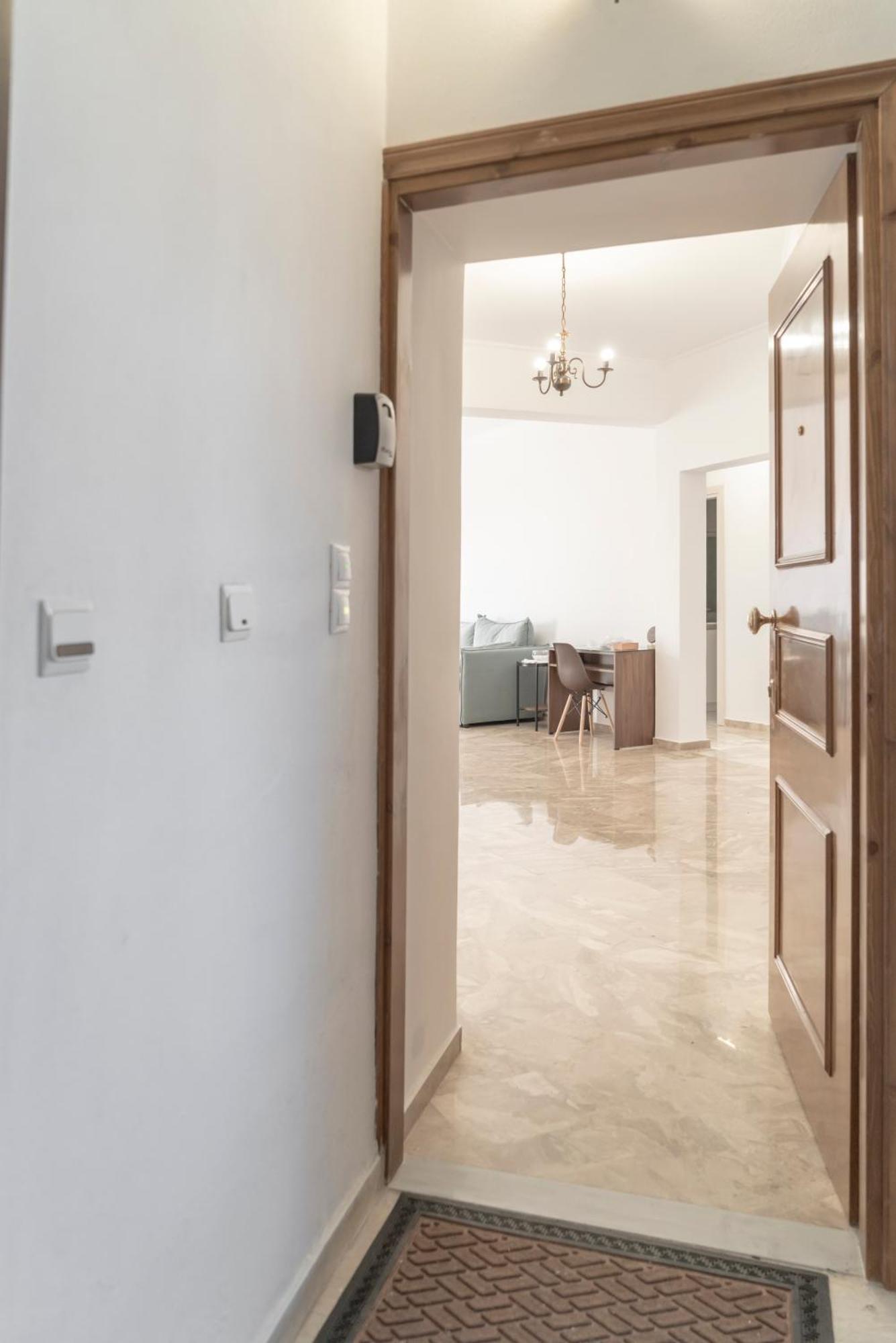 Neon 2Br Luxurious Central Apt Heraklion Экстерьер фото