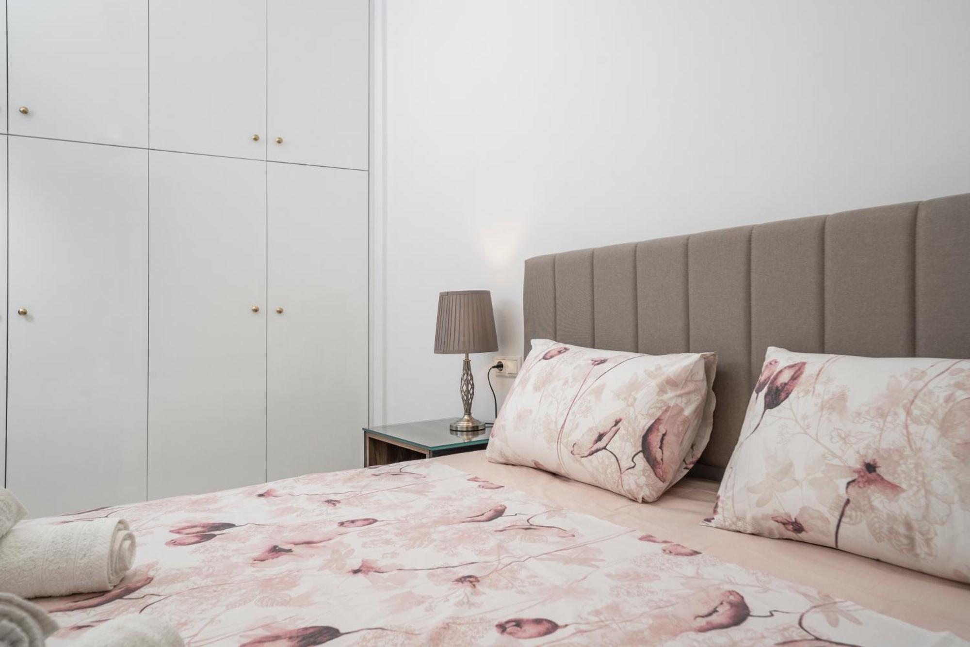 Neon 2Br Luxurious Central Apt Heraklion Экстерьер фото